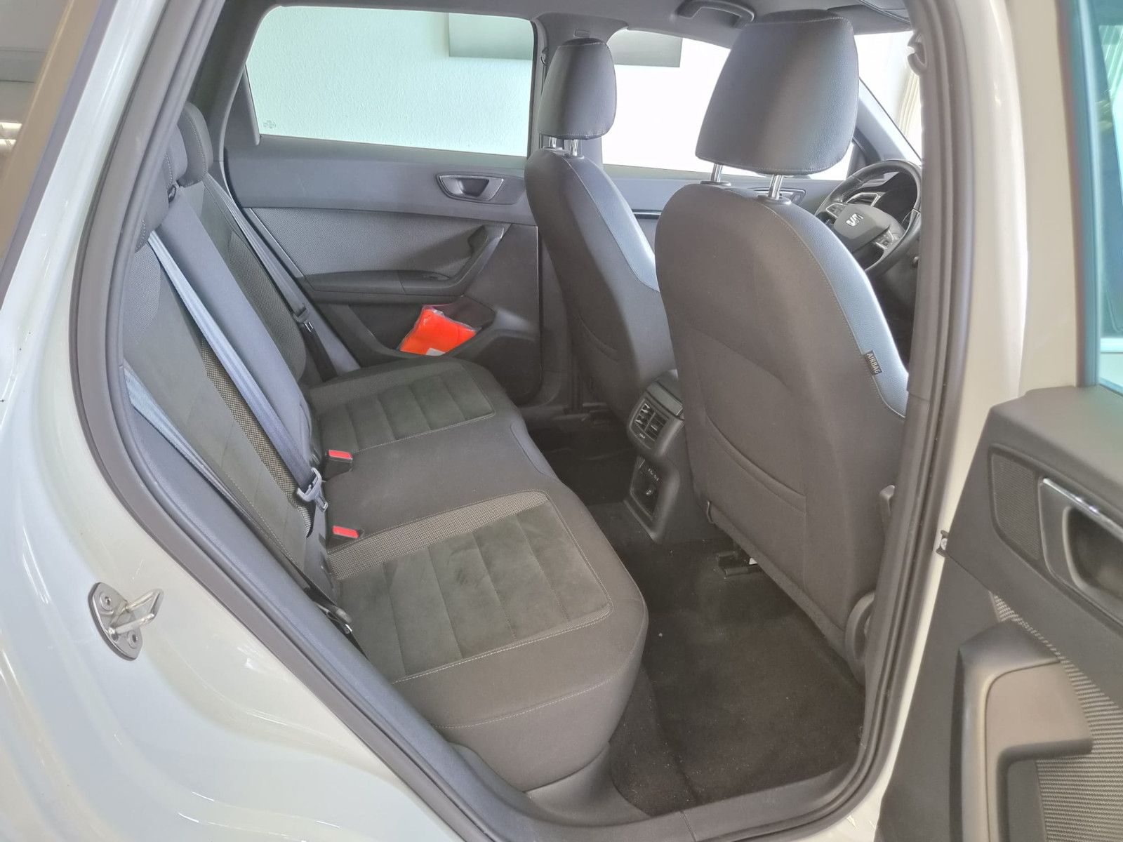 Fahrzeugabbildung SEAT Ateca Xcellence / 1. H./ Navi/Kamera / AHK