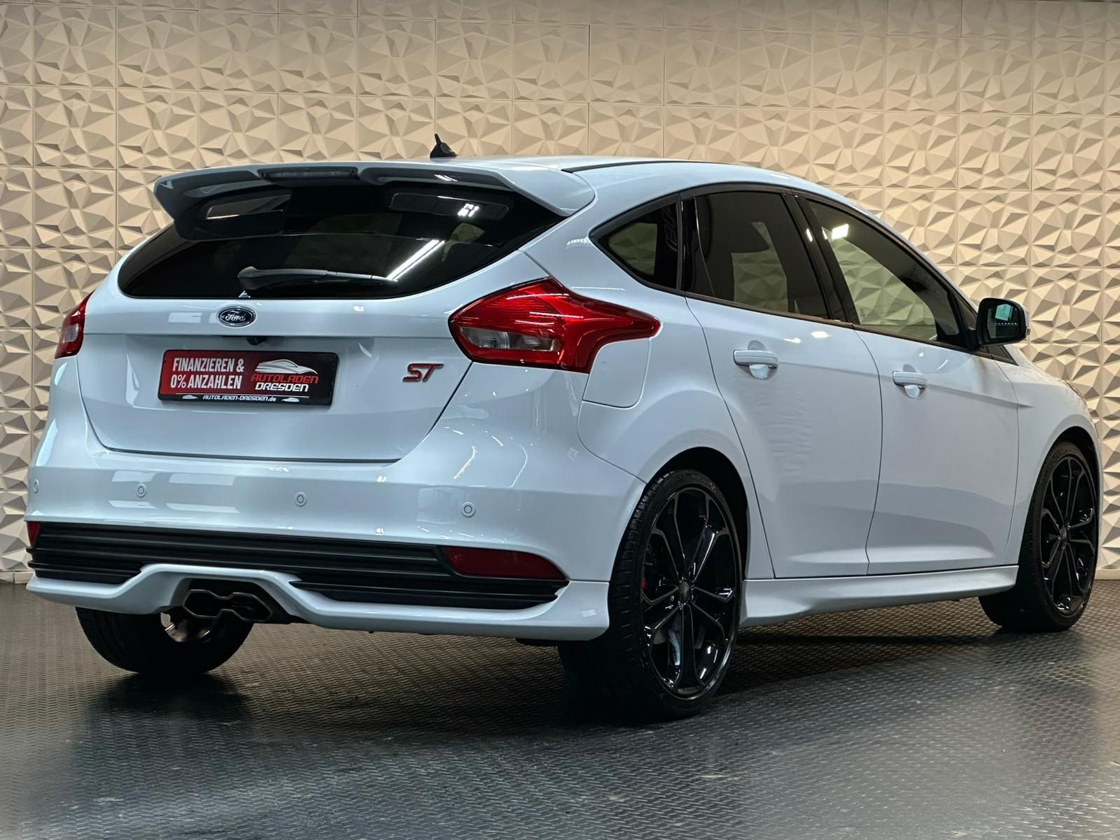 FORD Focus 2.0EB ST* BIXEN#SHZ#LH#FH#NAVI#TEMPO#SONY - Image 8