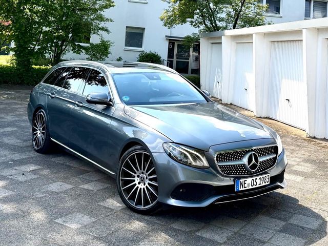 MERCEDES-BENZ Mercedes E220d S213 Widescreen* Totwinkel ...