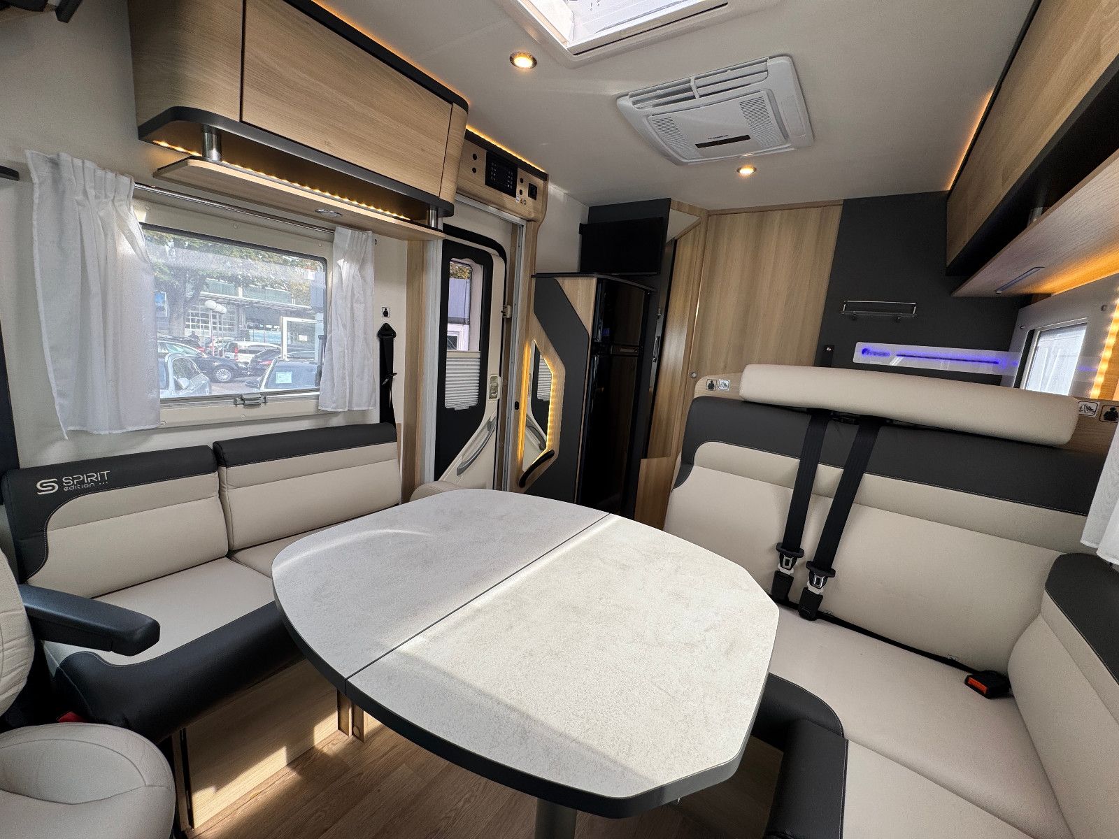 Fahrzeugabbildung Rapido ITINEO SB 740 SPIRIT EDITION LUFTFEDERUNG 2KLIMA
