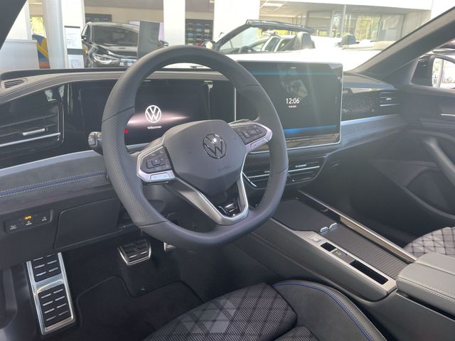 Passat R-Line 2,0 TDI DSG Area View Black Style