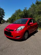 Toyota Yaris 1,4-l-D-4D Cool Cool - Toyota Yaris mit Diesel-Antrieb: 1.4