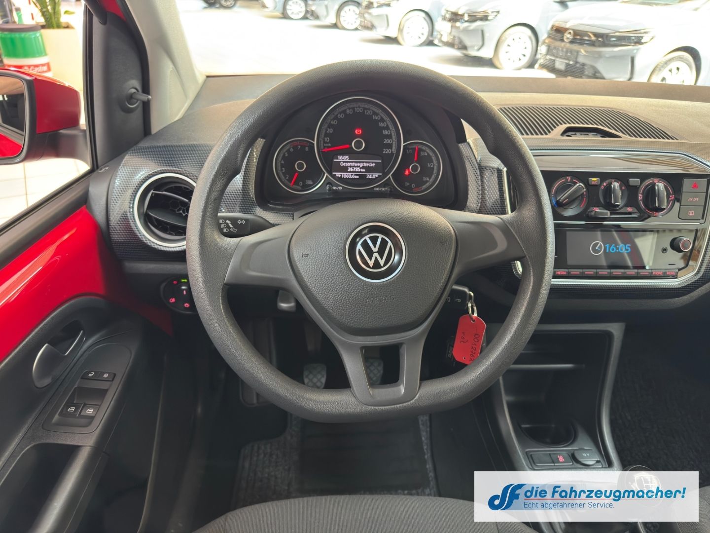 Fahrzeugabbildung Volkswagen up! Basis DAB GA Klima BT teilb.Rücksb AUX eFH L