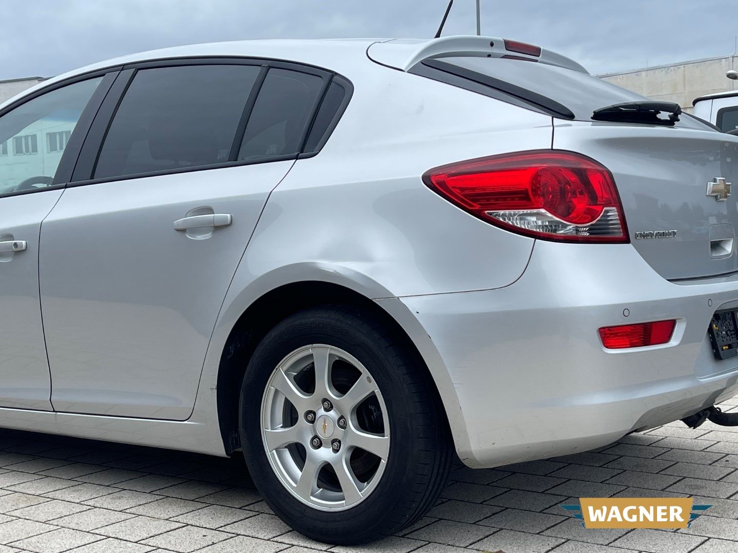 Fahrzeugabbildung Chevrolet Cruze Hatchback LT 1.7D Klimaanlage Tüv 06/2026