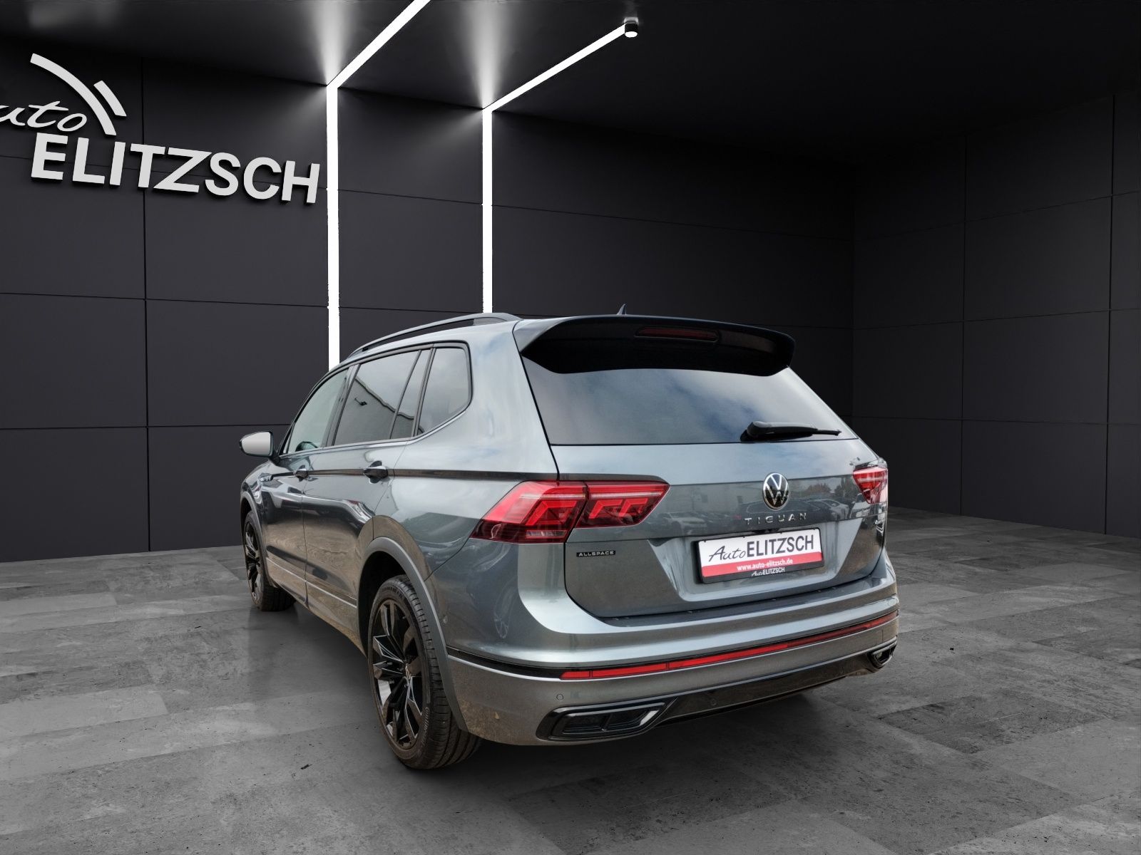 Fahrzeugabbildung Volkswagen Tiguan Allspace R-Line TDI 4M Matrix STHZG AHK H