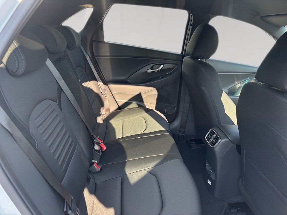 Fahrzeugabbildung Hyundai i30 1.0T 100PS ADVANTAGE