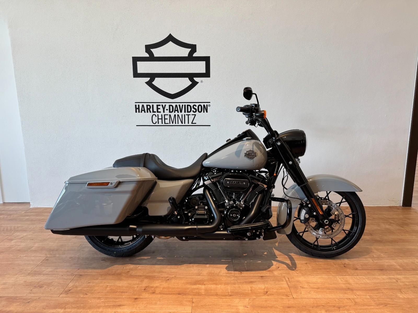 Harley-Davidson Road King Special FLHRXS 114