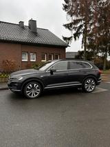 Volkswagen Touareg 3.0 V6 eHybrid 4MOTION Tiptr. Elegan...
