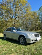 Mercedes-Benz Mercedes Benz C240\V6 nur noch bis 01.08 - Mercedes-Benz C 240 aus 2002