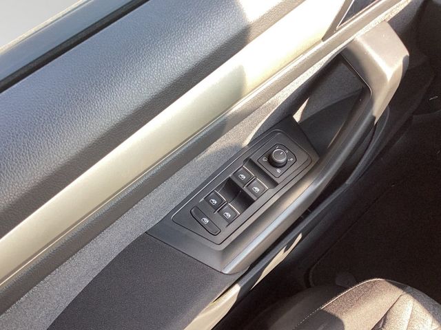 T-Roc 1.5TSI DSG Move AHK