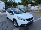 Peugeot 2008 Style*Pano*Bi-Xenon - Peugeot 2008: Style