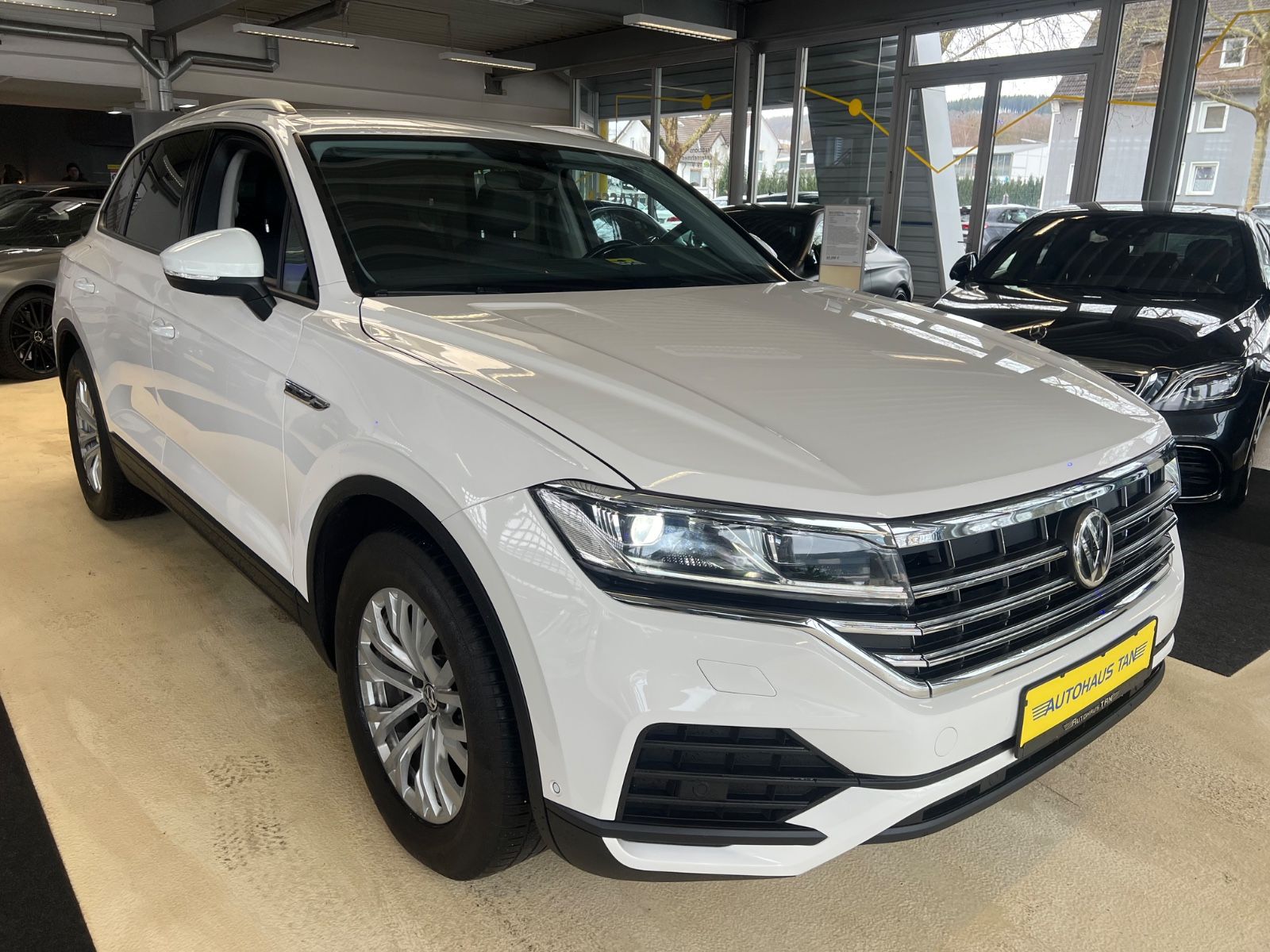 Fahrzeugabbildung Volkswagen Touareg 3.0 TDI 4Motion *LEDER*ACC*AHK*