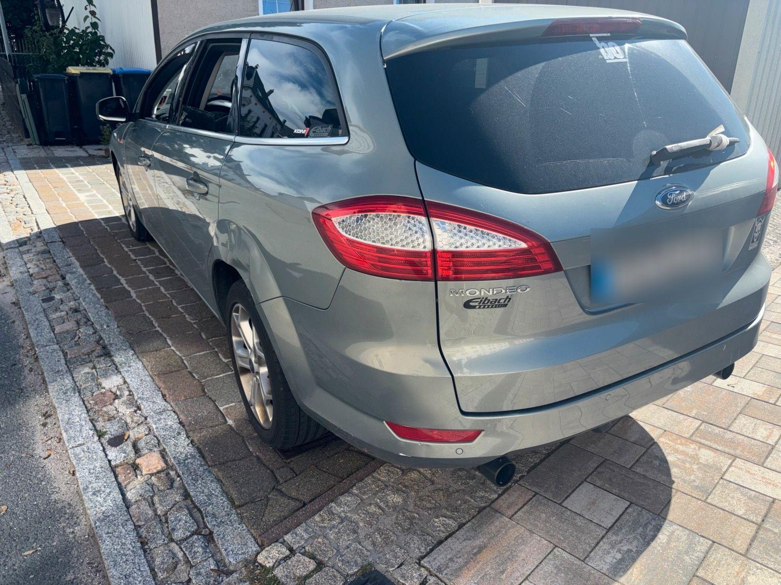 Ford Mondeo 2008 — вигляд ззаду