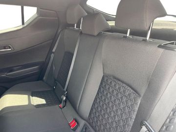Toyota C-HR - 11