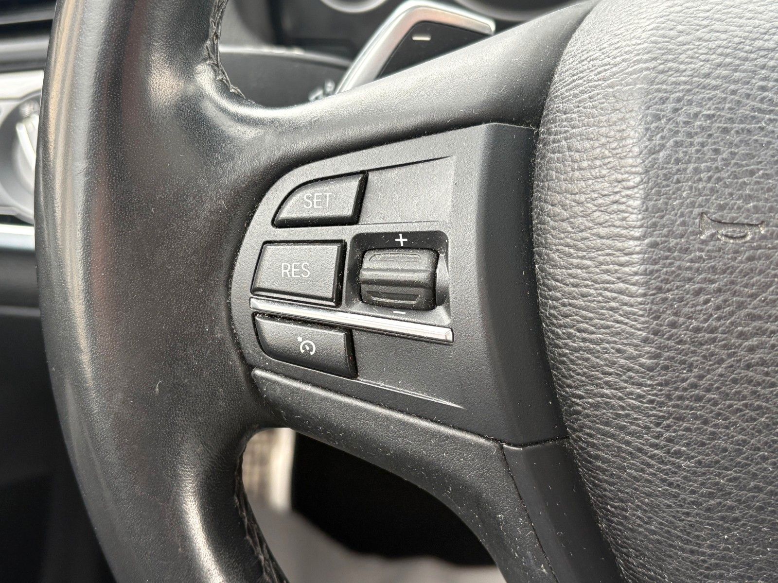 Fahrzeugabbildung BMW X3 xDrive20d Aut. M SPORTPAKET Navi Xenon Panor