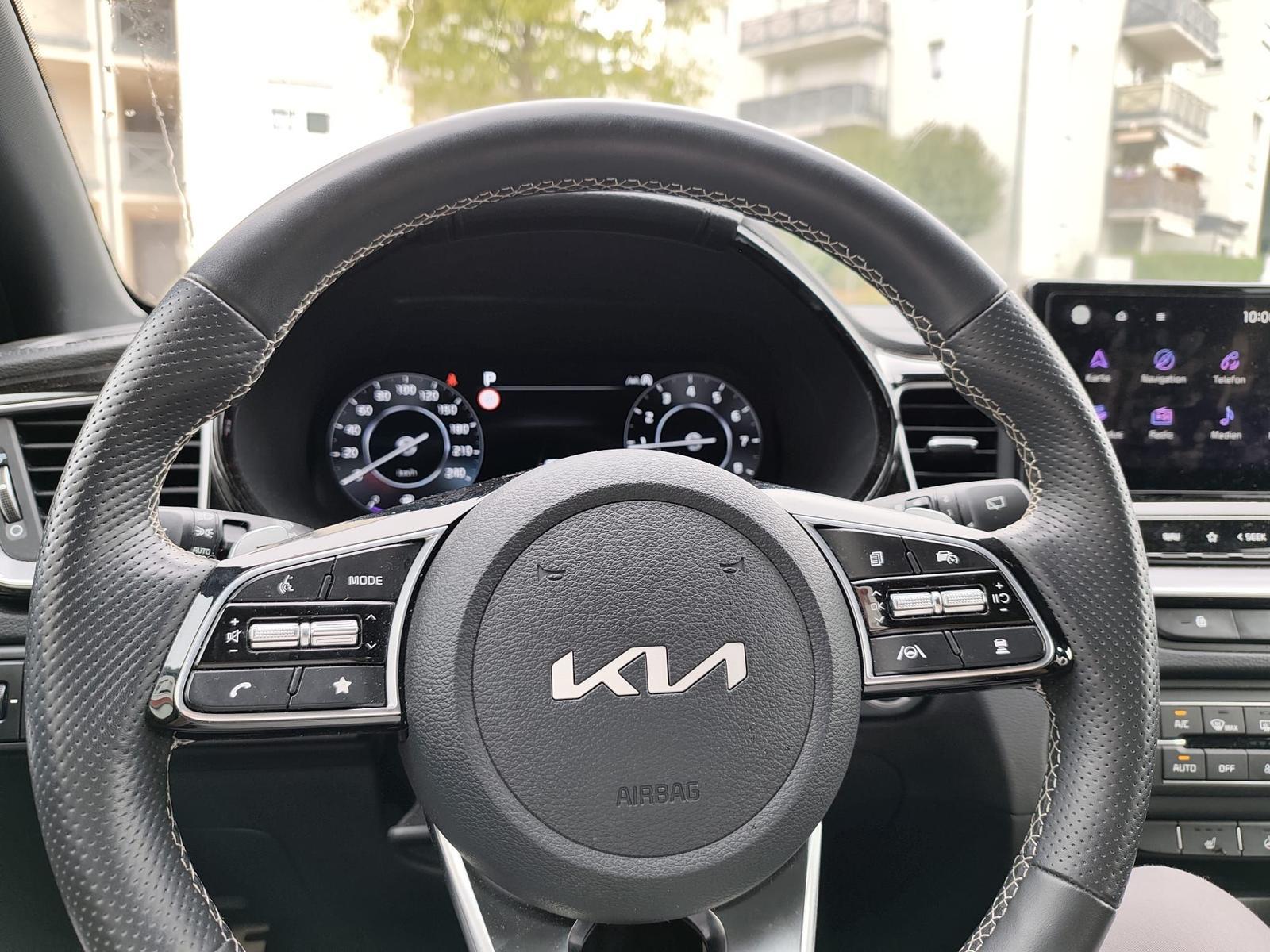 Kia Ceed SW GT Line Navi LED JBL ACC Totwinkel