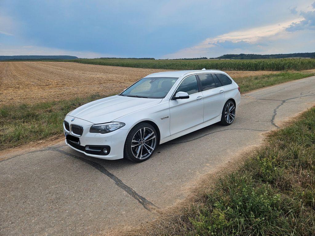 Image of BMW 530