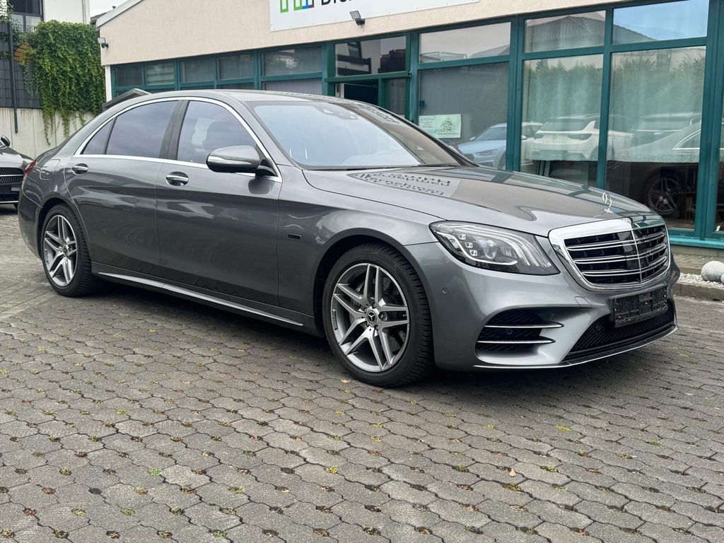 Image of Mercedes-Benz S 560