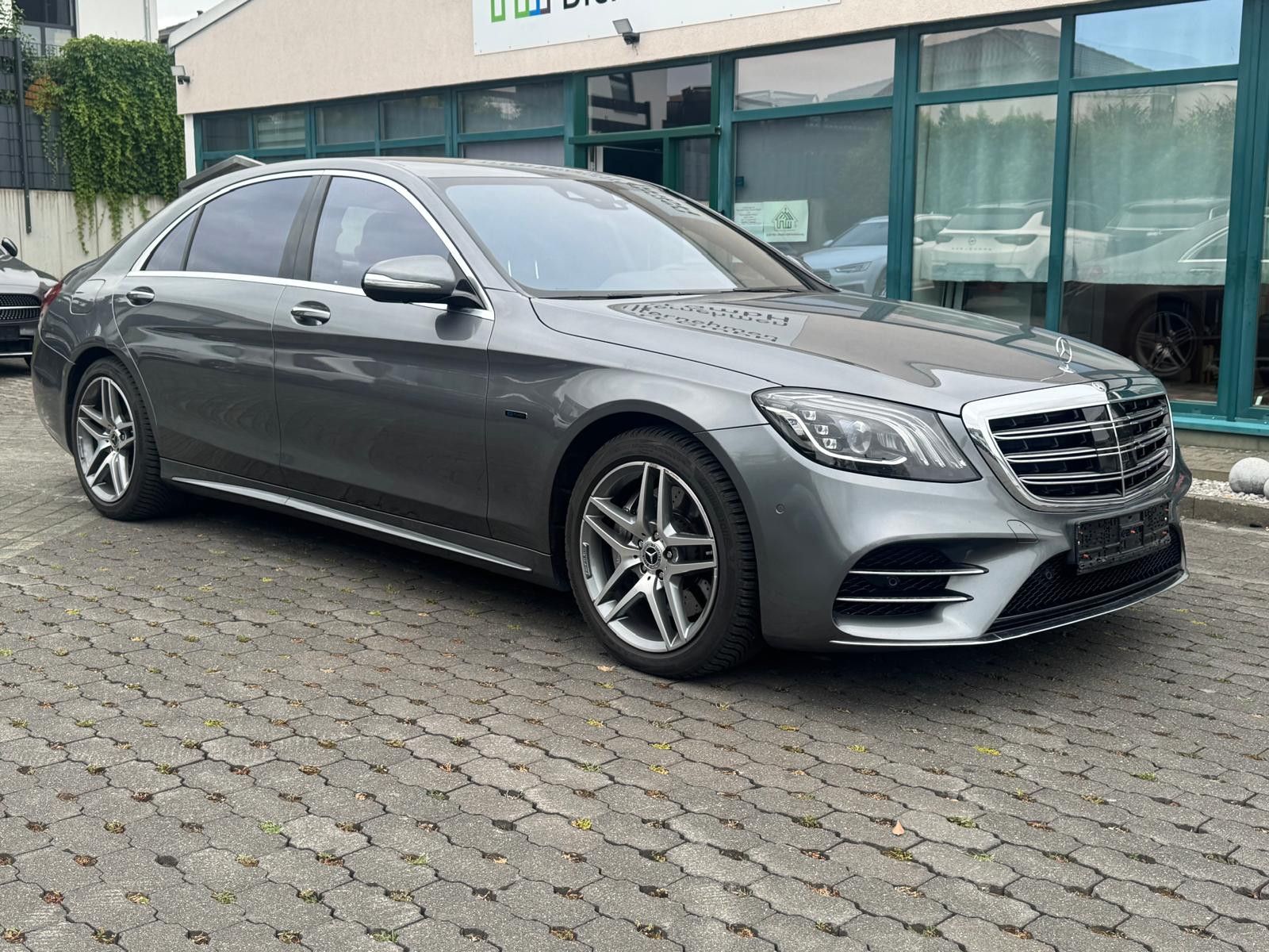 Fahrzeugabbildung Mercedes-Benz S 560 e L AMG-LINE+MEMO+LED+BURM+360°+HEAD-UP+