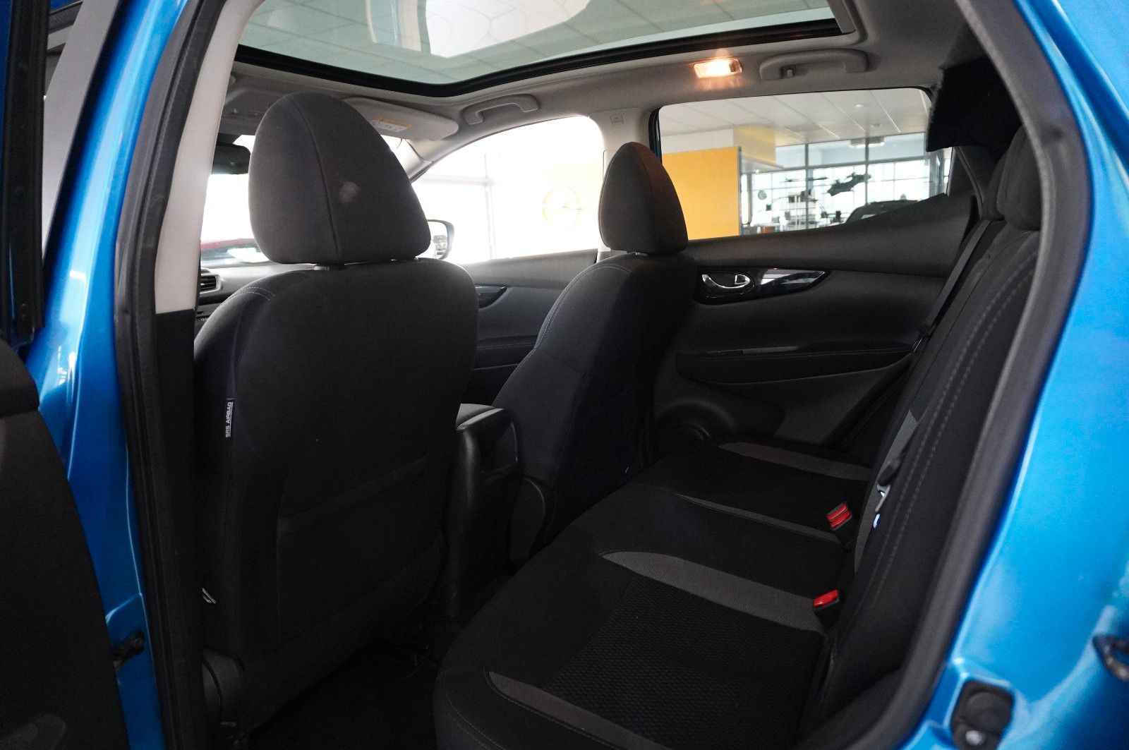 Fahrzeugabbildung Nissan Qashqai  1.3 DIG-T N-WAY NAVI/LED/KAMERA/SHZ/DAB