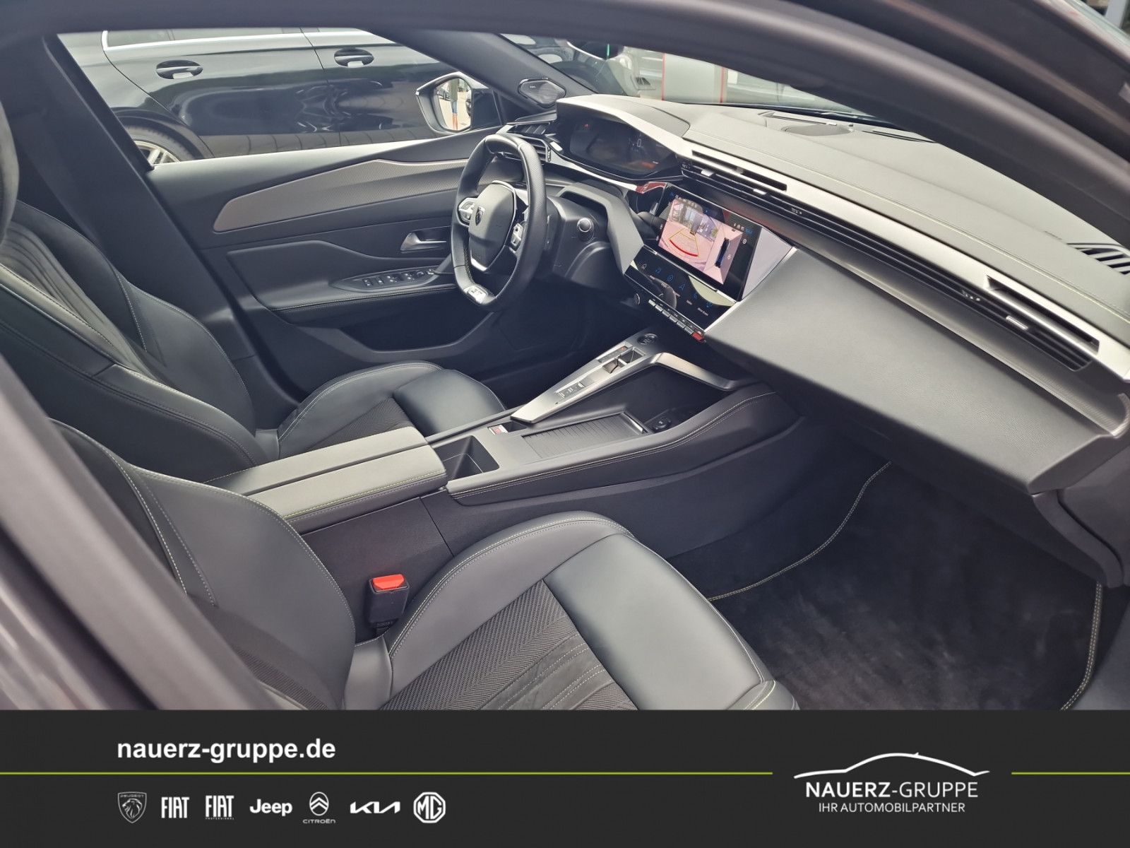 Fahrzeugabbildung Peugeot 408 Hybrid 225 GT Plug-In Hybrid