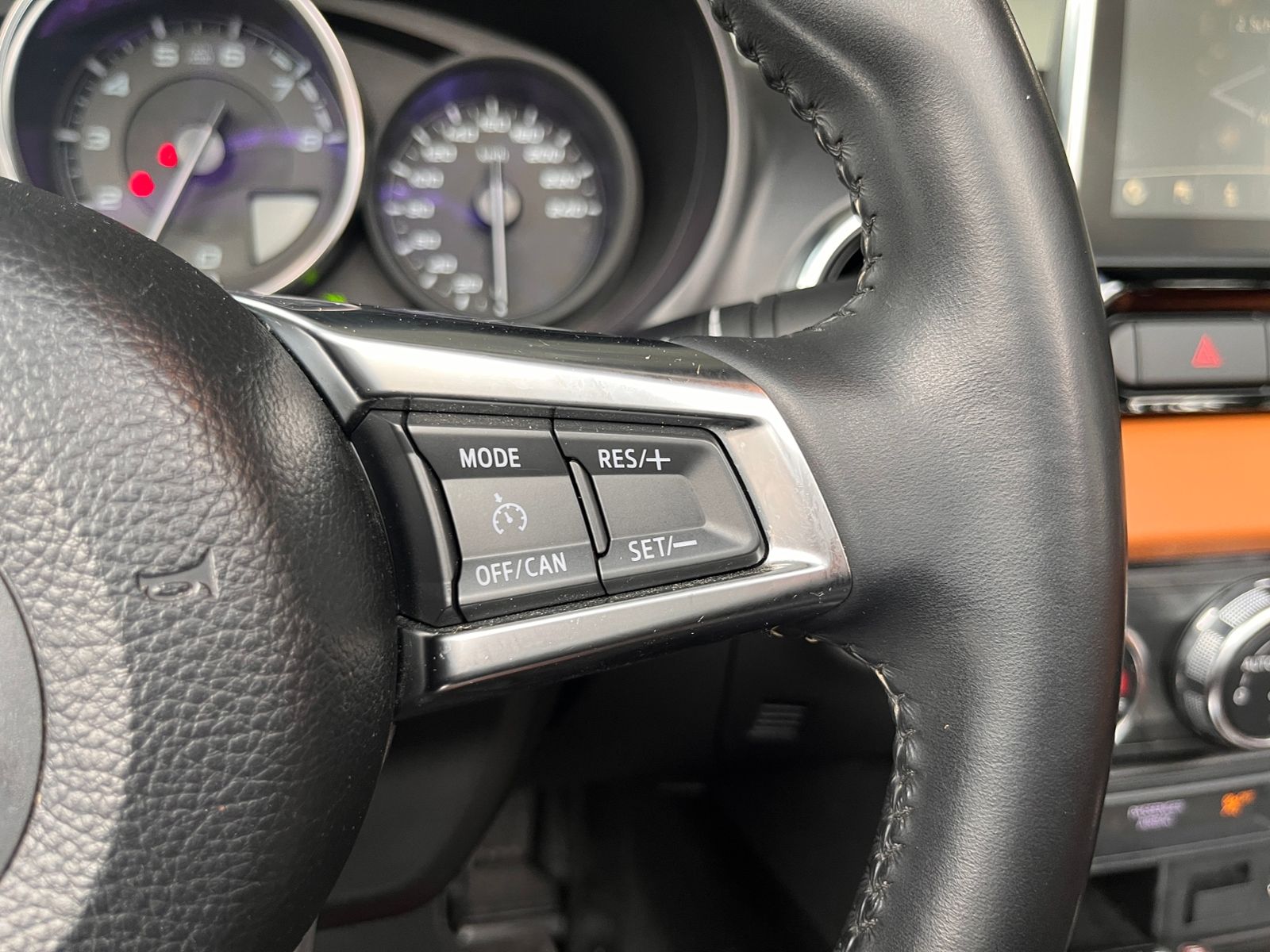 Fahrzeugabbildung Fiat 124 Spider Lusso KLIMA LED NAVI ALU