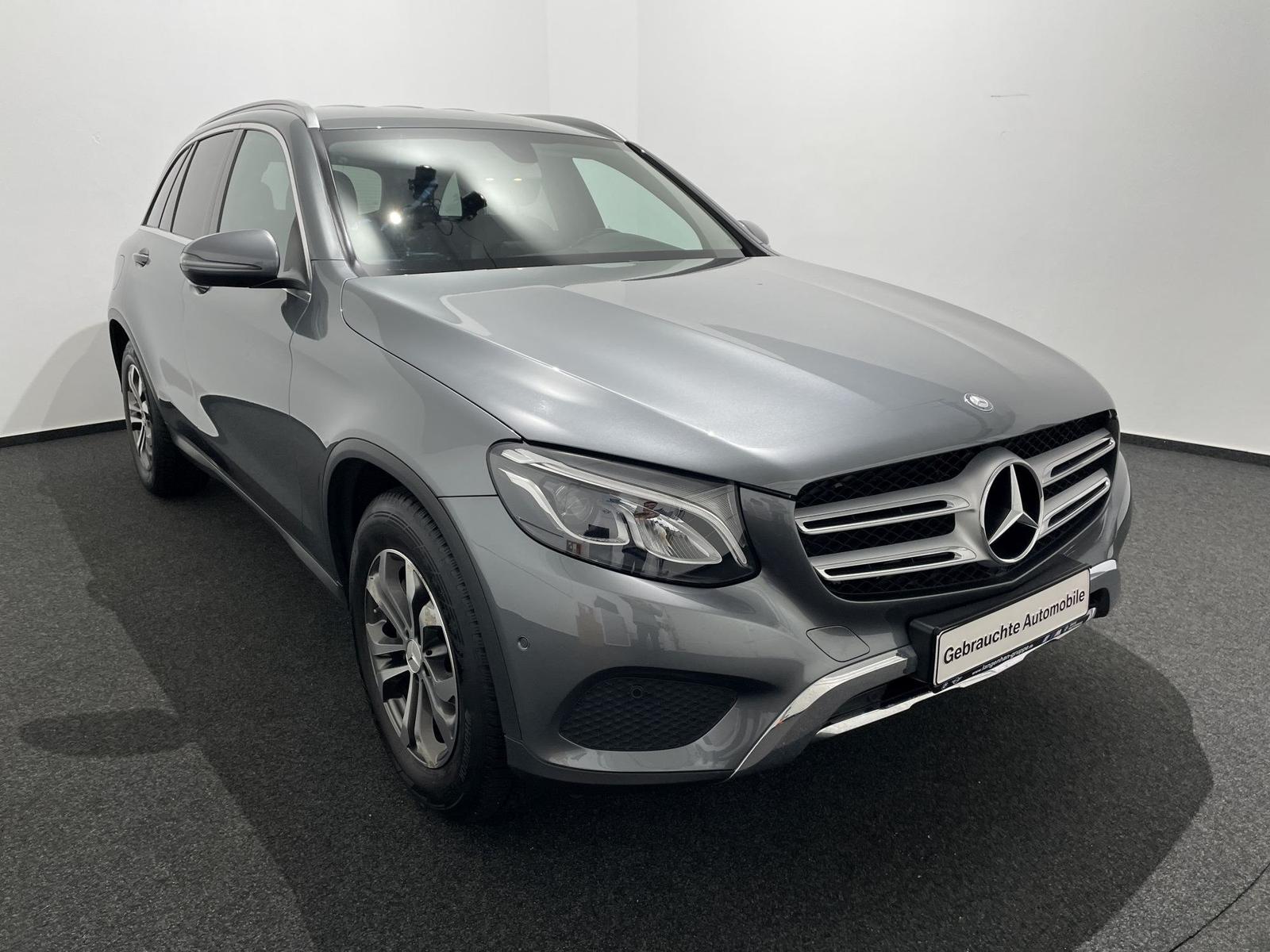 Mercedes-Benz GLC 250 4 Matic Sportpaket LED RFK AHK