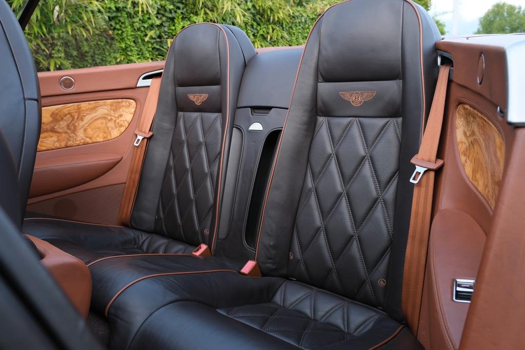 Bentley Continental GTC