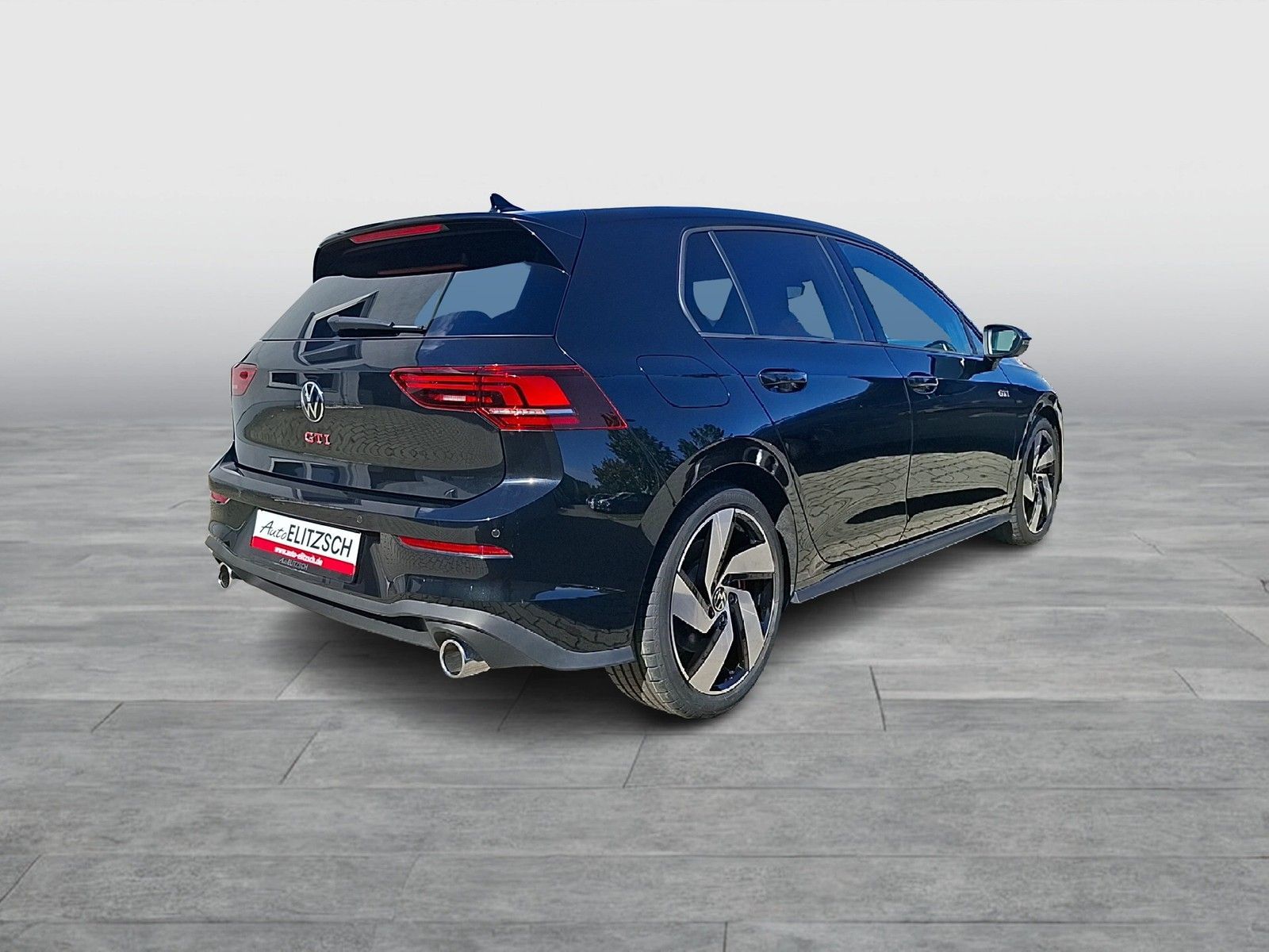 Fahrzeugabbildung Volkswagen Golf VIII GTI DSG LED CarPlay AID ACC RFK SH