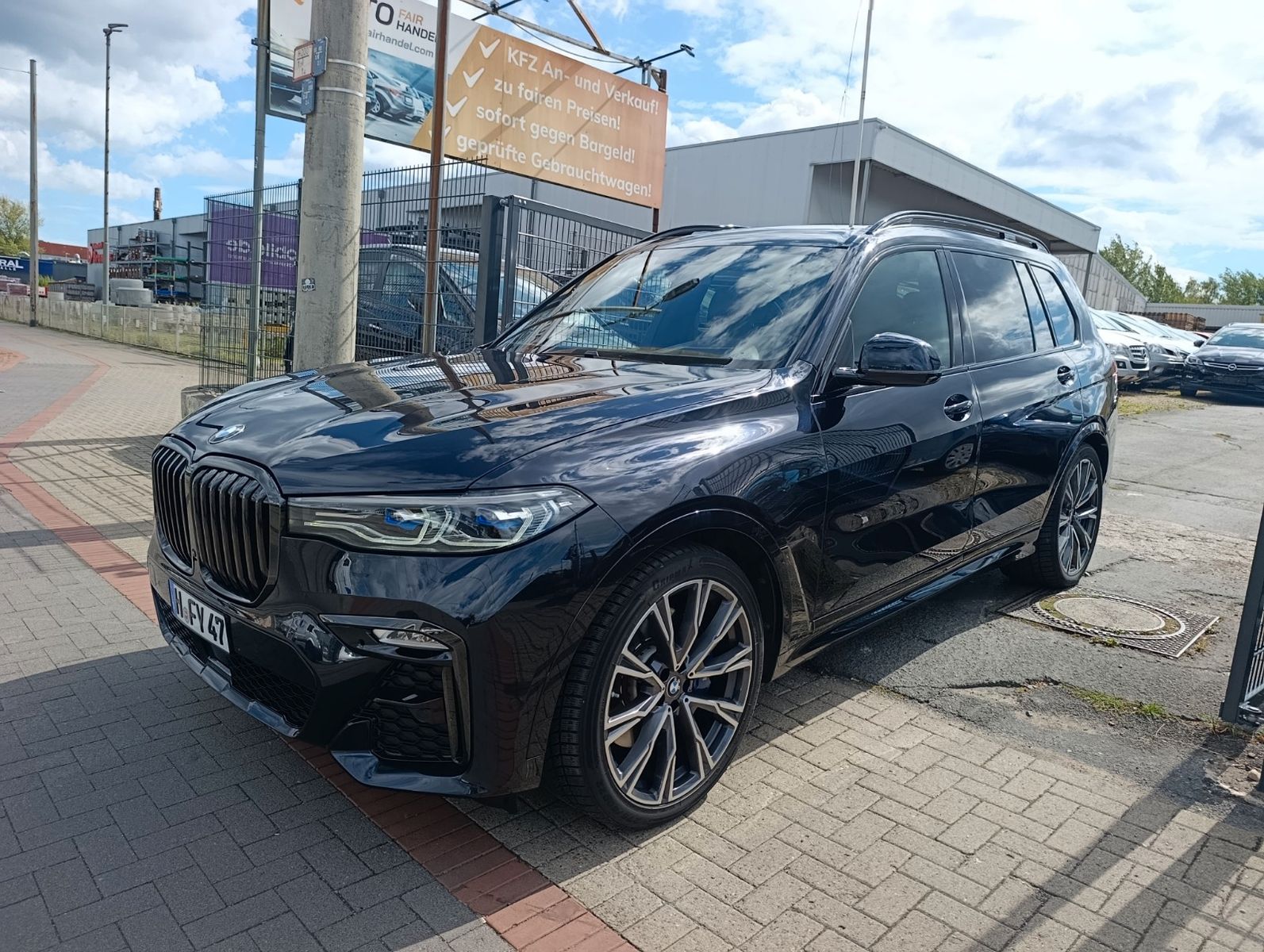 BMW X7 M50D SOFT-C PANO AHK SKYLOUNGE DVD MASSAGE foto 2