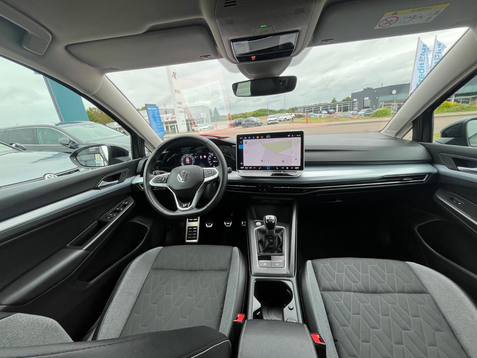 Volkswagen Golf VIII Lim. 1.5 TSI Goal mit NAVI+PDC+LED, миниатюра 24