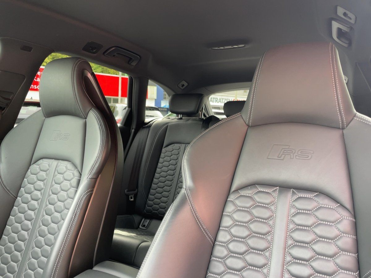 Audi RS 4 Avant 2.9 quattro MATRIX+B&O+APP+AHK+LEDER foto 19