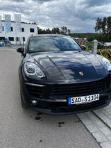 Porsche Macan PDK / Klappen AGA - Porsche Macan aus 2018