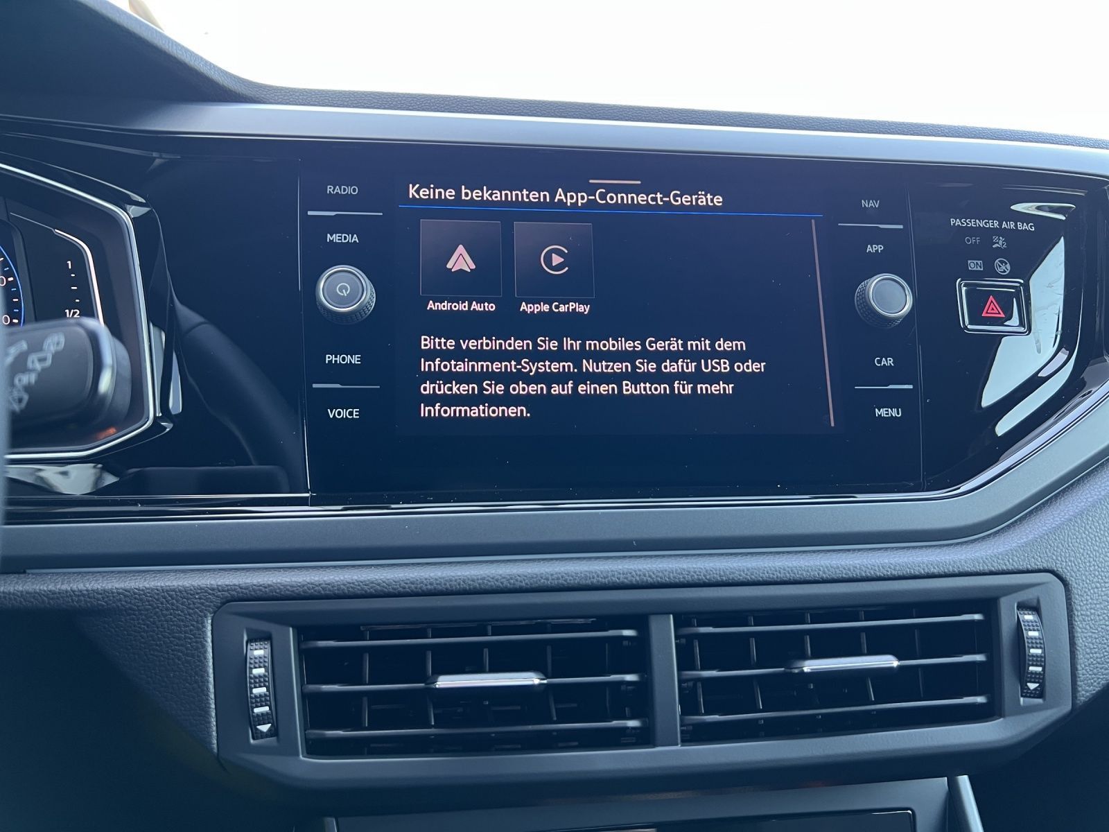 Taigo R-Line 1.5 TSI DSG AHK*Navi*Kamera