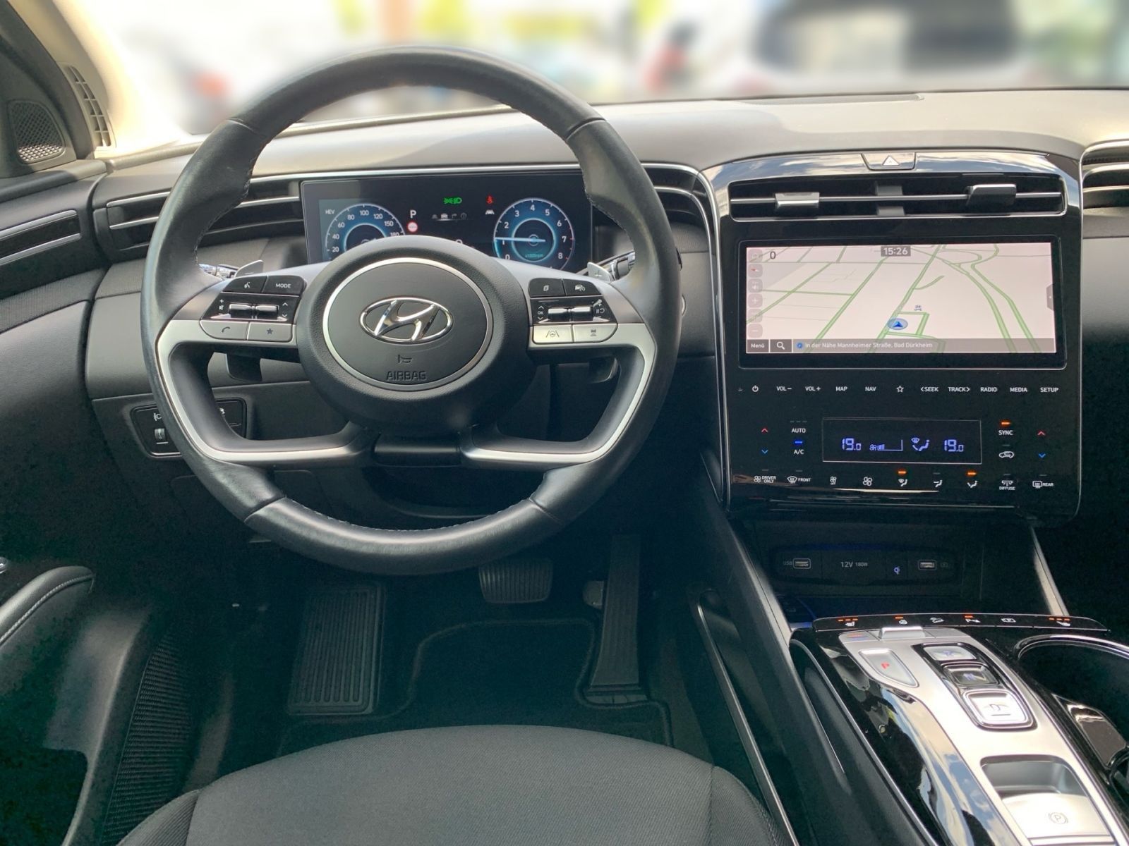Fahrzeugabbildung Hyundai TUCSON 1.6 T-GDI Trend Plug-In Hybrid 4WD el.HK
