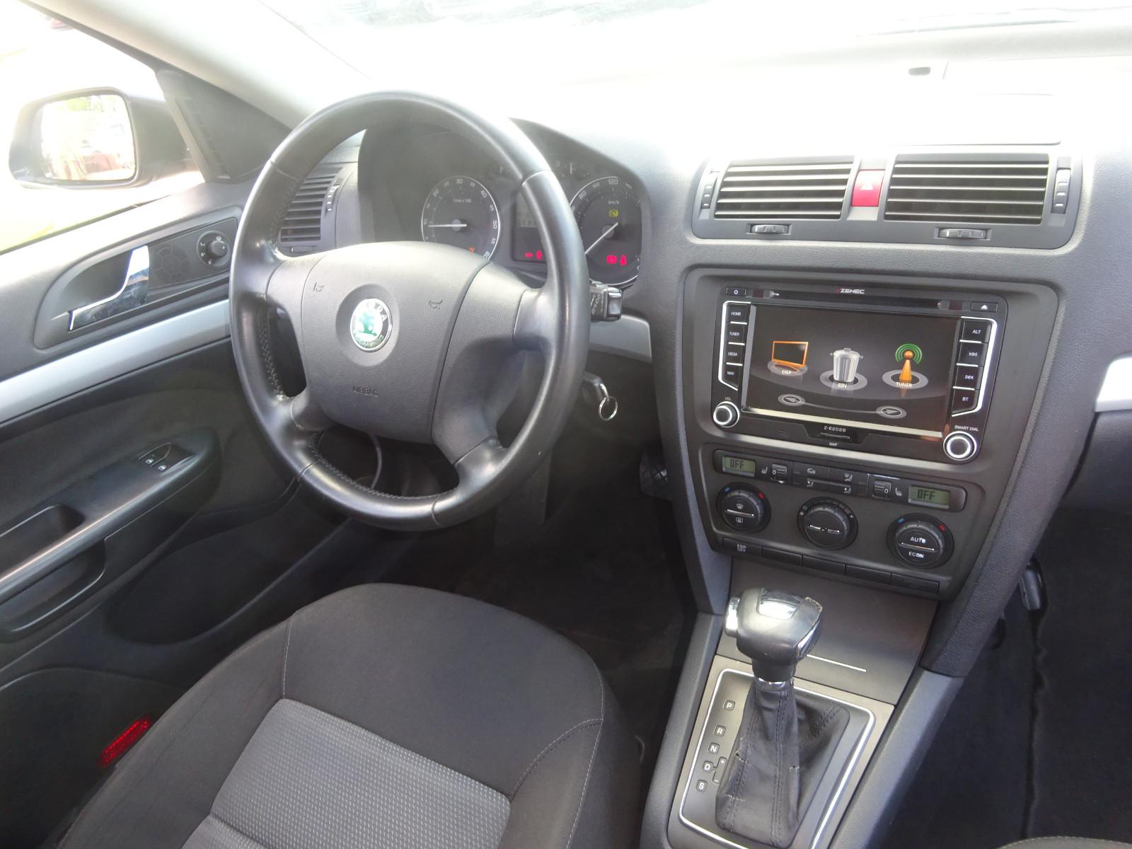 Skoda Octavia 2008 — photo 12