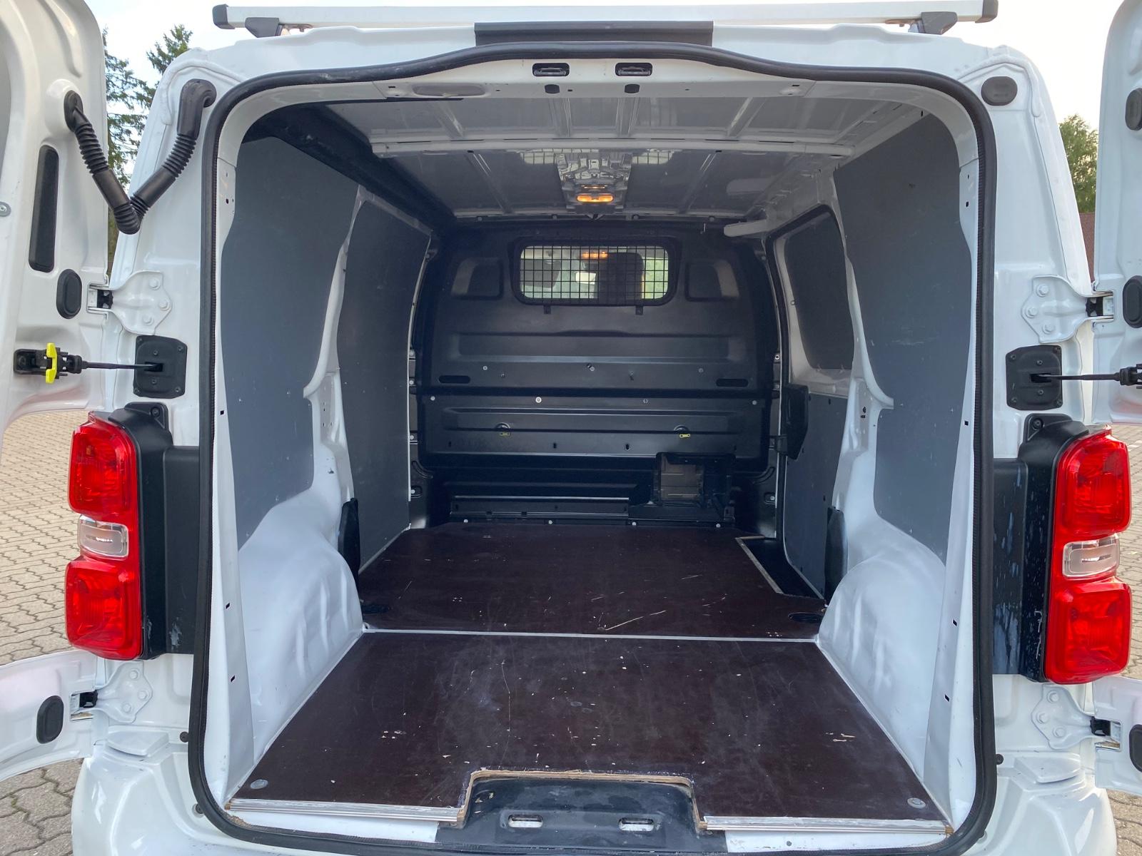 Peugeot Expert Premium lang L2 Standheiz. R.Cam AHK SHZ