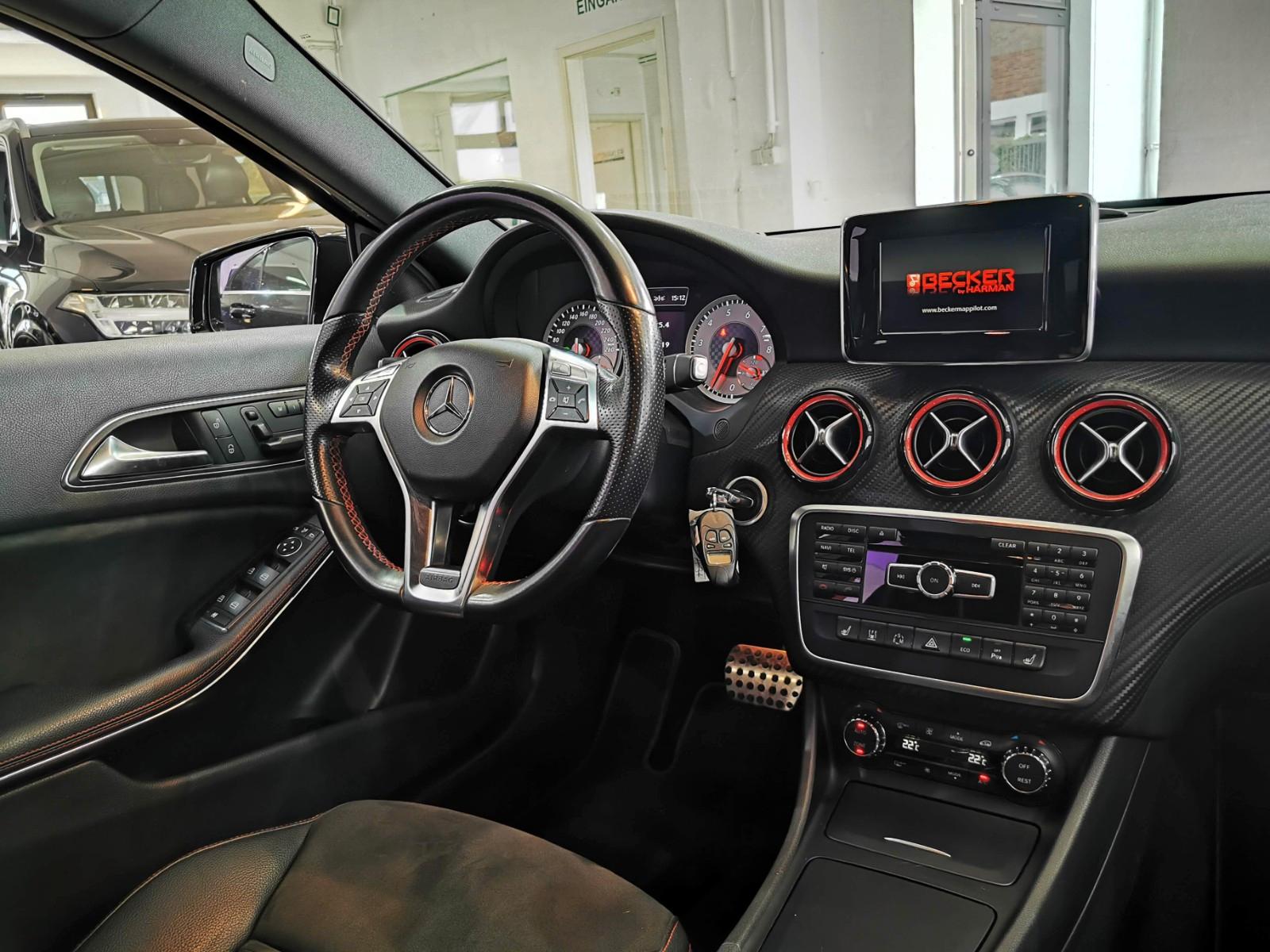 Mercedes-Benz A 250 AMG SPORT AUT | ACC | KAM  [GARANTIE]