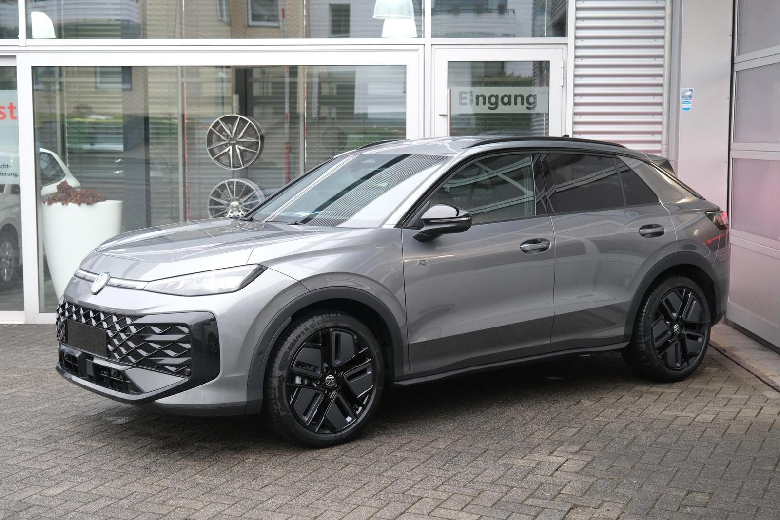 Volkswagen T-Roc1.5 eTSI DSG R-Line AHK Matrix Black Pa