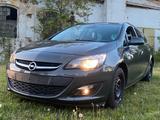 Opel Astra Sports Tourer - Opel Gebrauchtwagen in Wolfsburg