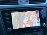 Skoda Octavia 1.0 TSI DSG Ambition Combi - Skoda Octavia: Rot
