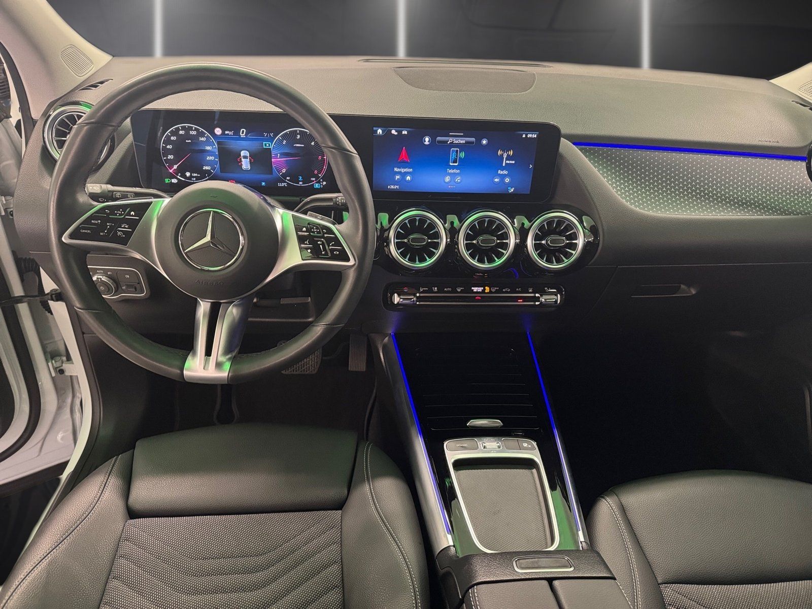 Fahrzeugabbildung Mercedes-Benz GLA 220 d 4M Progre*AHK*STDHZG*Distr*TOT*Multibe