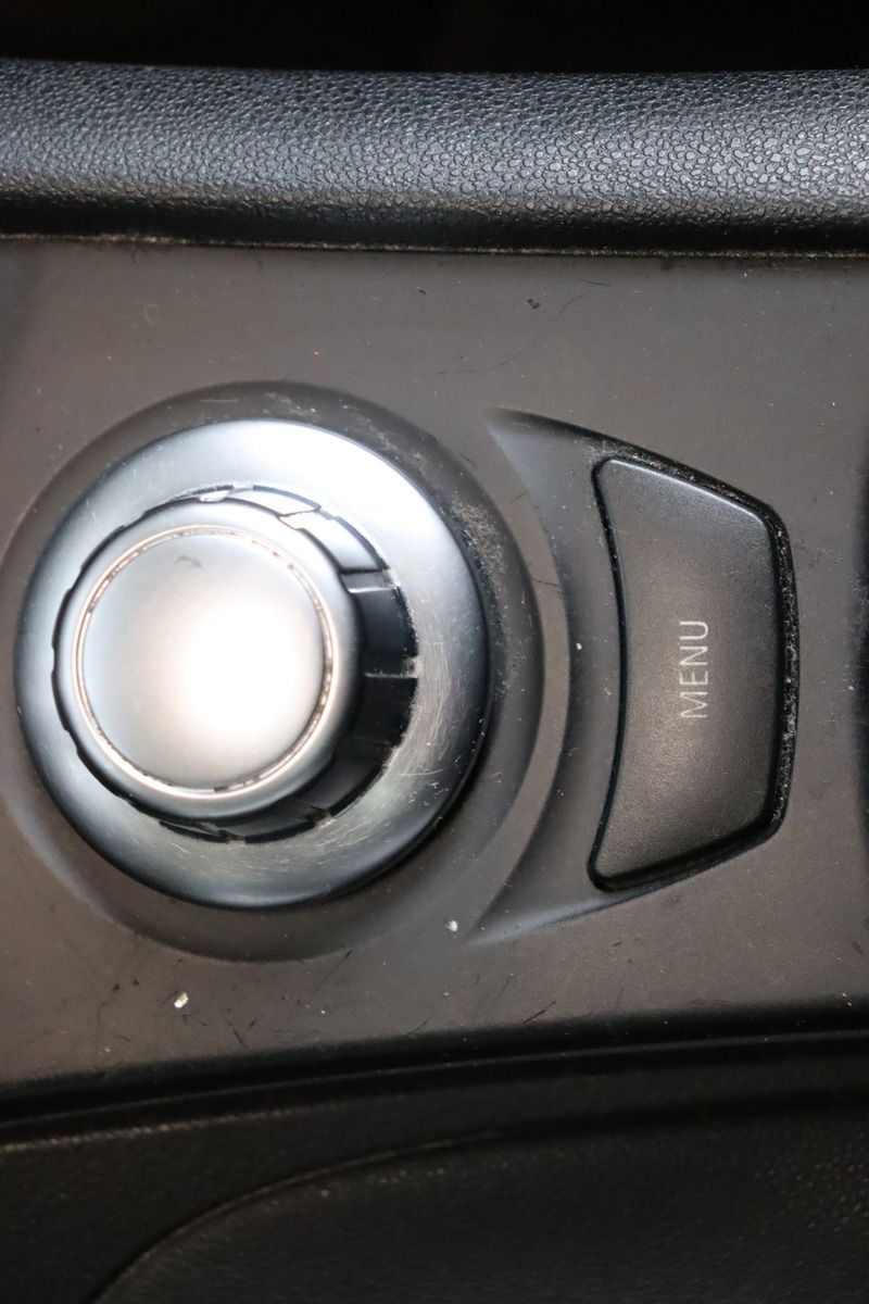 Fahrzeugabbildung BMW 118 d * Navi * Schiebedach