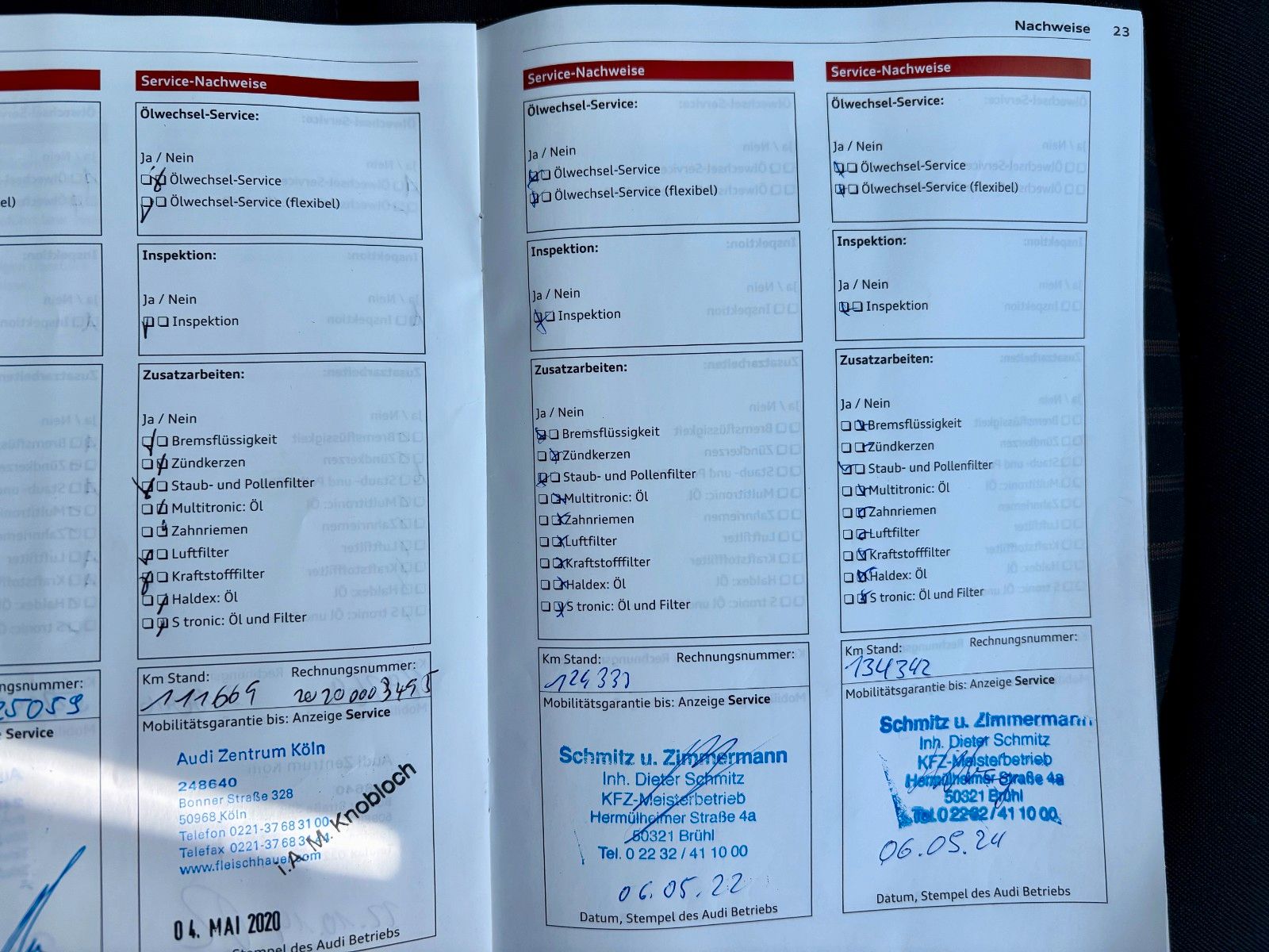 Fahrzeugabbildung Audi A4 3.0TDI Lim. Ambiente Navi Xenon SCHECKHEFT