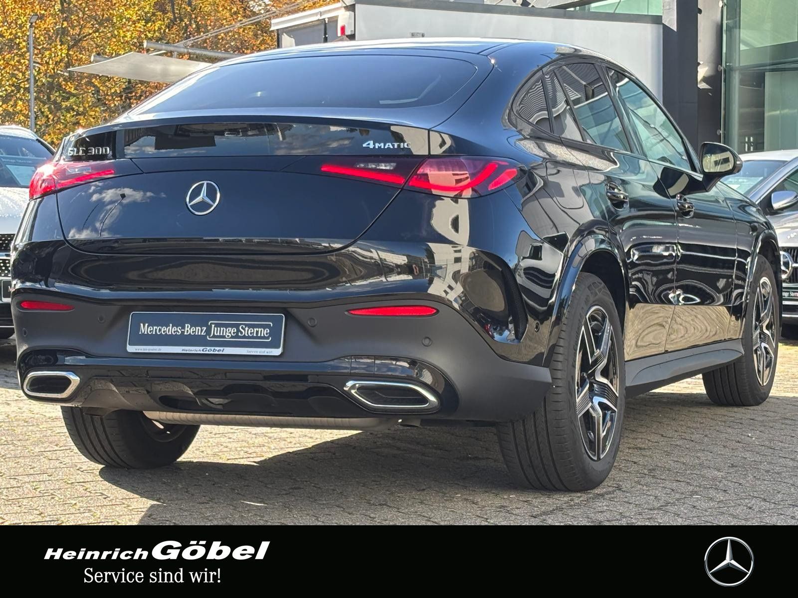Fahrzeugabbildung Mercedes-Benz GLC 300 AMG*PANO*AHK*360°*MEMORY*TOTWINKEL*