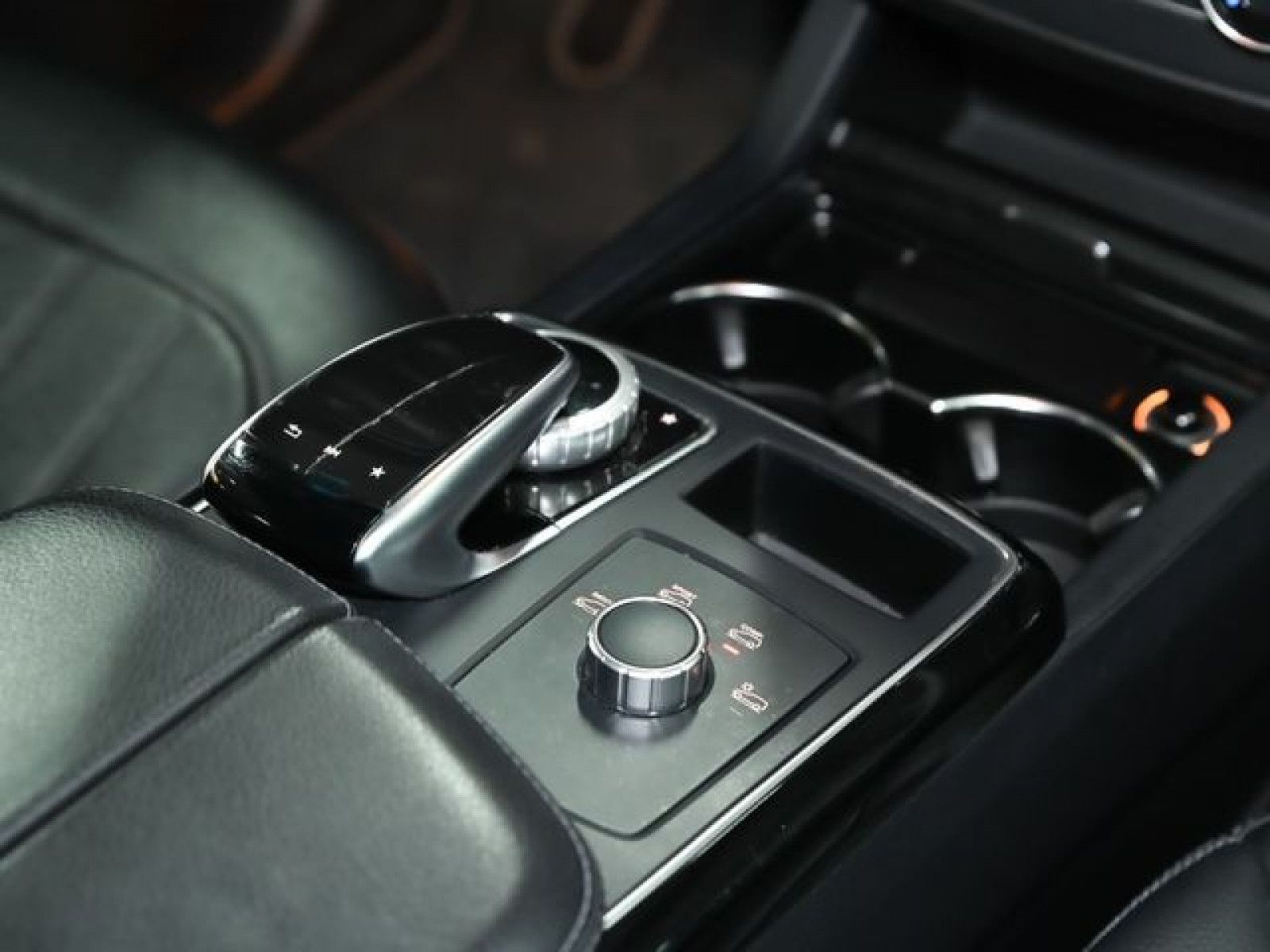 Fahrzeugabbildung Mercedes-Benz GLE 350 - harman/kardon|360°|Schiebedach|AHK