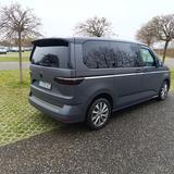 Volkswagen T7 Multivan 2.0 TDI SCR DSG Style Style - Volkswagen T7 Multivan: Alcantara