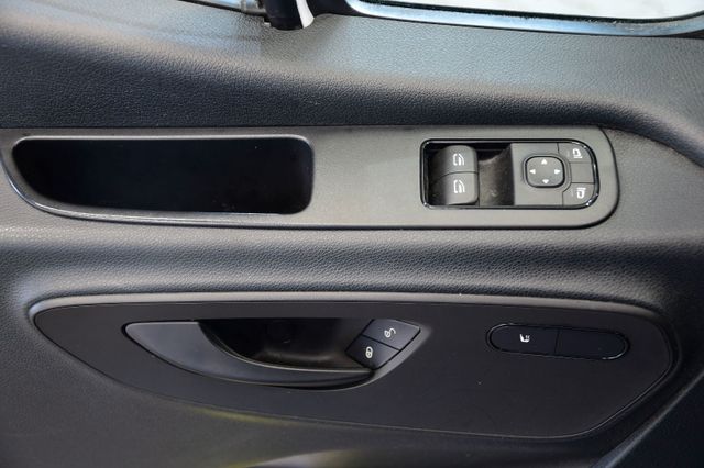 Fahrzeugabbildung Mercedes-Benz Sprinter 317 CDI/4325 Maxi Ka Klima MBUX #73T093