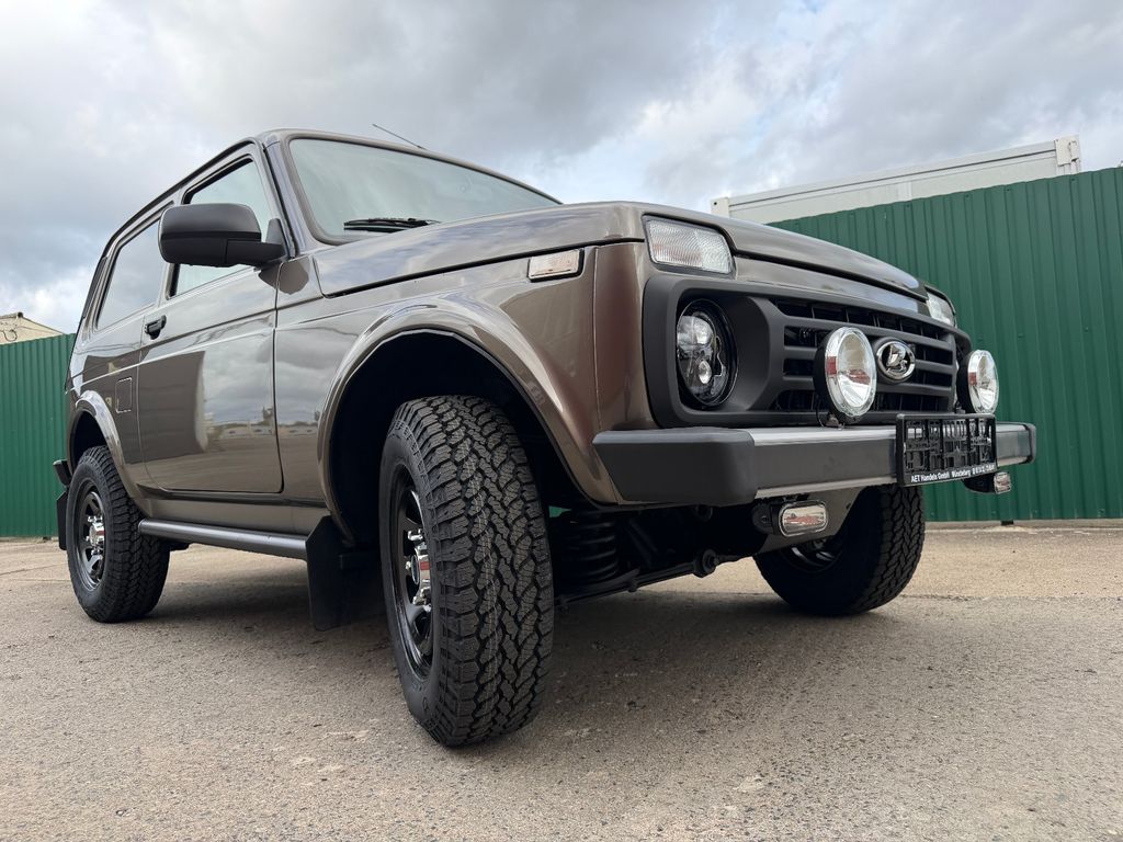 Image of Lada Niva
