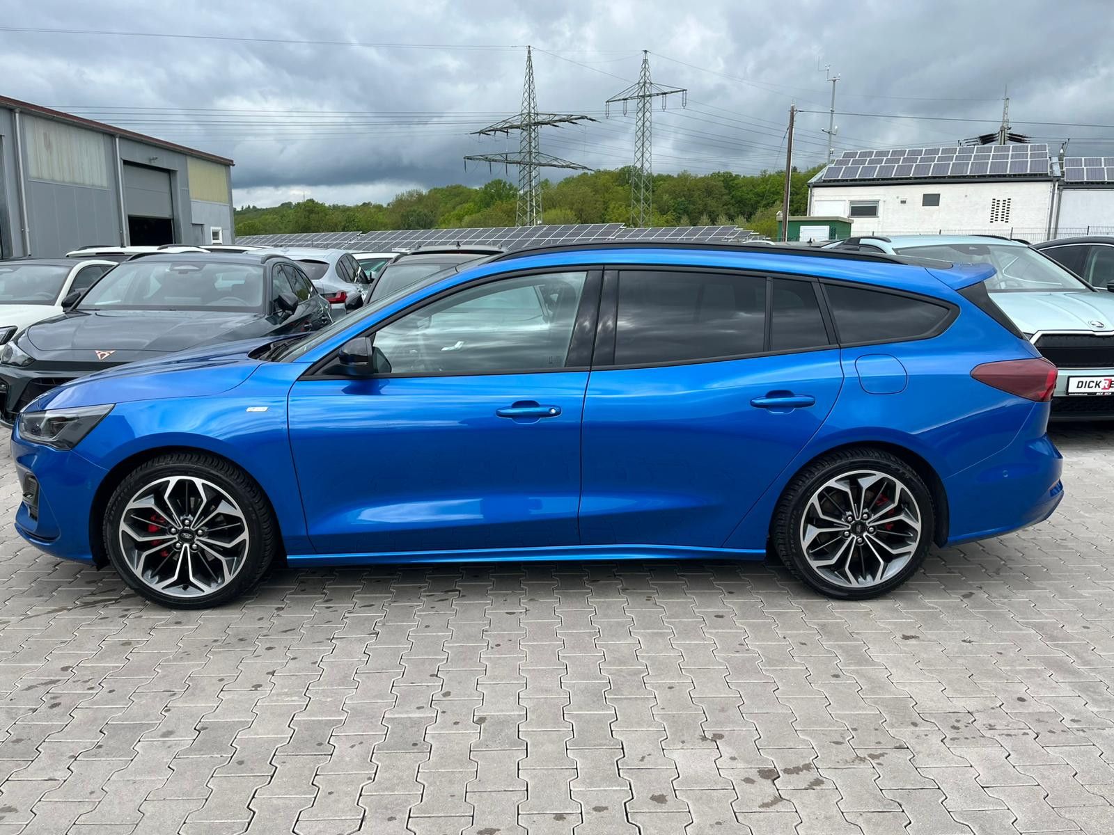Fahrzeugabbildung Ford Focus 1.0 ST-Line X MATRIX*B&amp;O*ACC*KAM*APP*LHZ